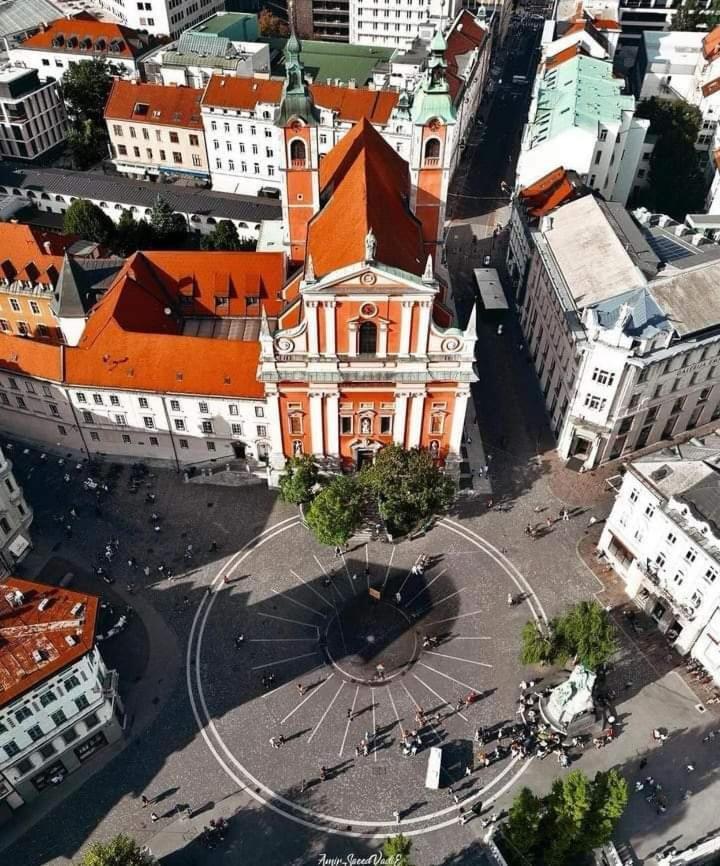 Little Plaza City Centre Lublaň Exteriér fotografie